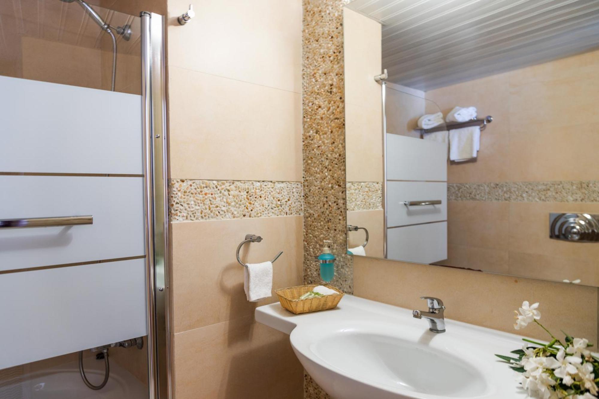 Hotel Astron Princess Karpathos Exterior photo