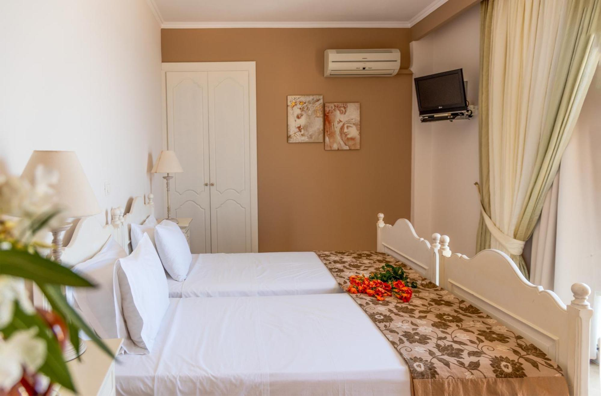 Hotel Astron Princess Karpathos Exterior photo