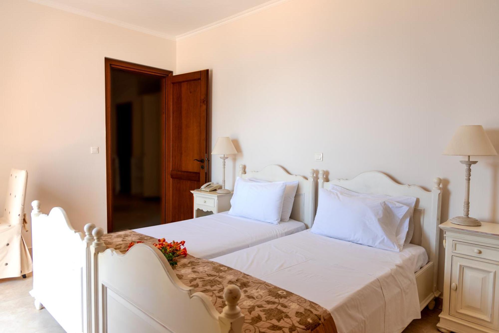 Hotel Astron Princess Karpathos Exterior photo
