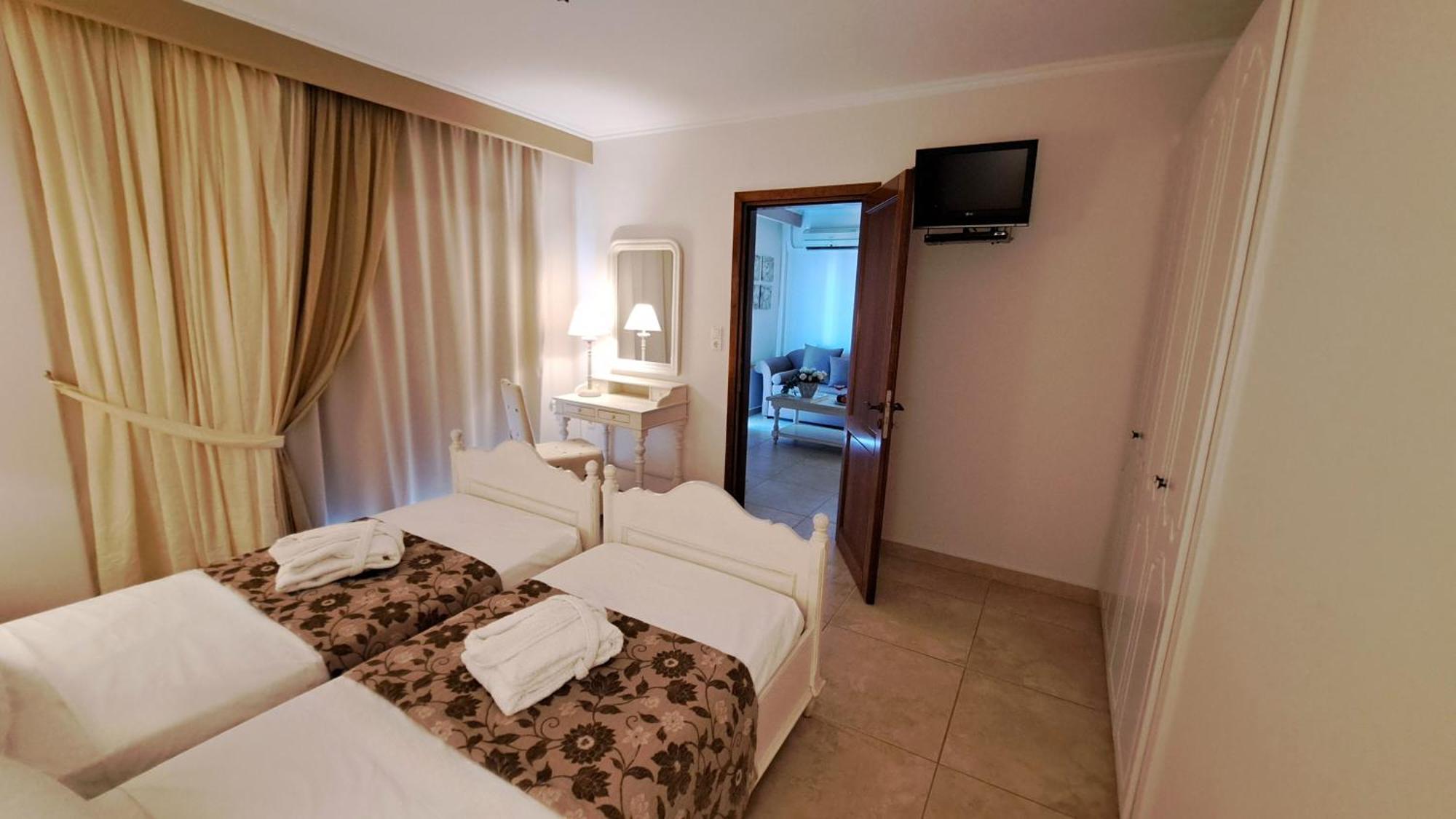 Hotel Astron Princess Karpathos Exterior photo